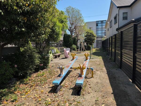 津之江町一丁目かとれあ児童遊園まで約575m