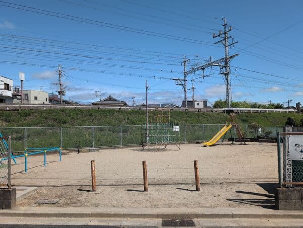 津之江町一丁目さくら児童遊園まで約338m