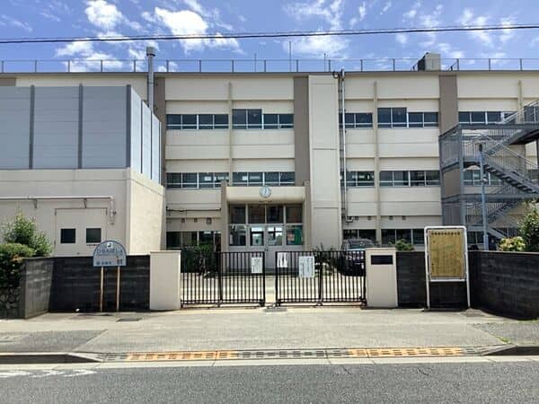 昭島市立玉川小学校