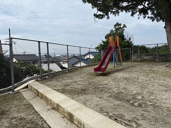 奈多松原台東公園まで約240m