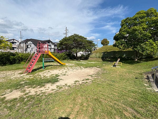 稲熊公園まで約674m