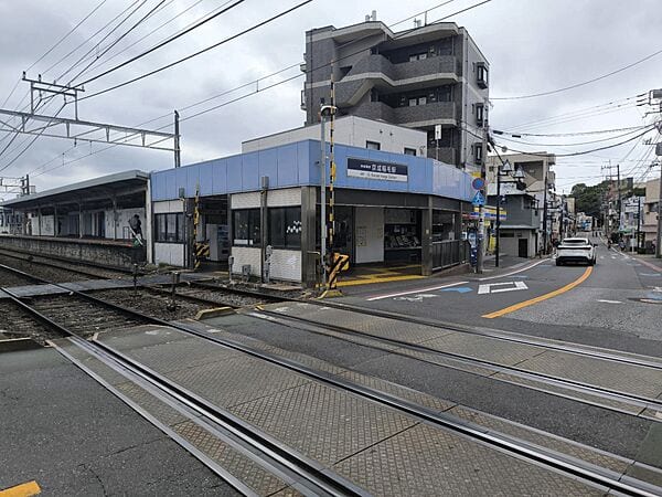 京成千葉線「京成稲毛」駅まで約1760m
