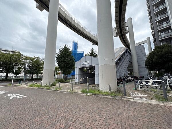 千葉都市モノレール「栄町」駅まで約1360m