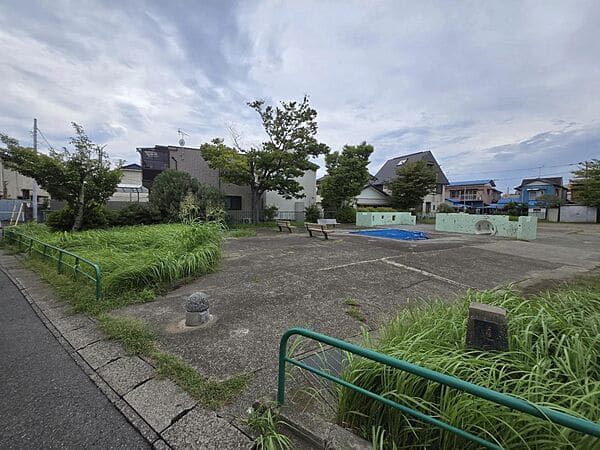 道南公園まで約408m