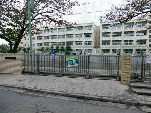 横浜市立師岡小学校