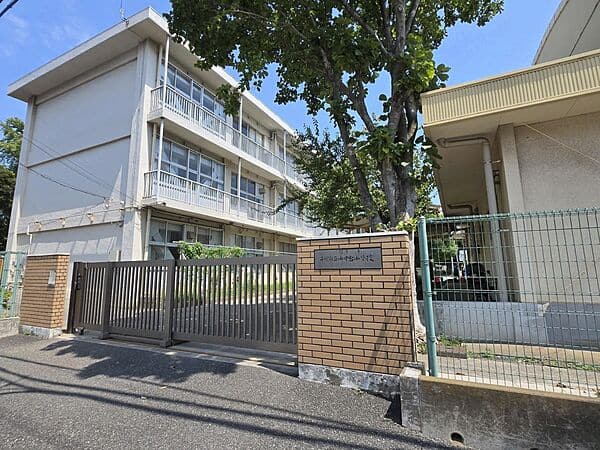 千葉市立小中台小学校
