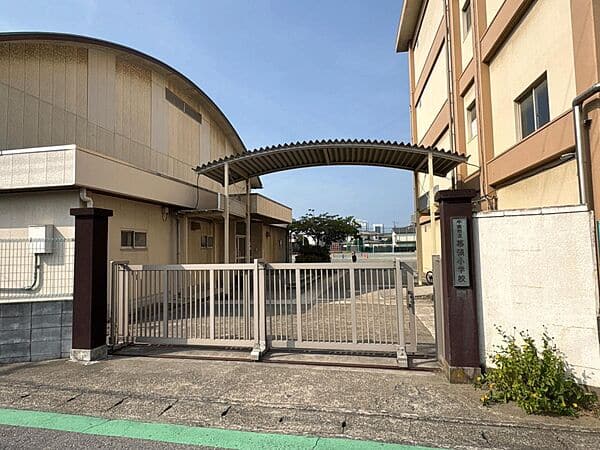 千葉市立幕張小学校