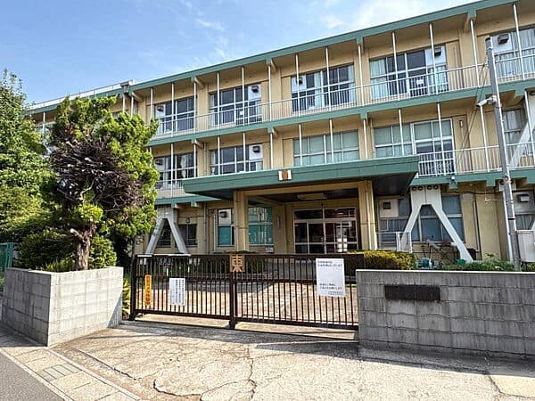 千葉市立幕張東小学校
