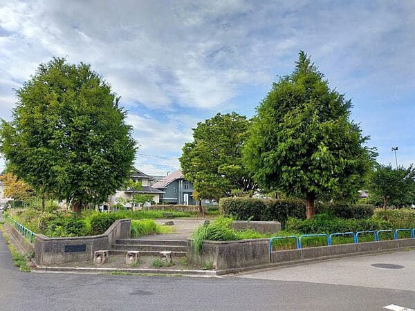かっこう児童公園まで約1459m