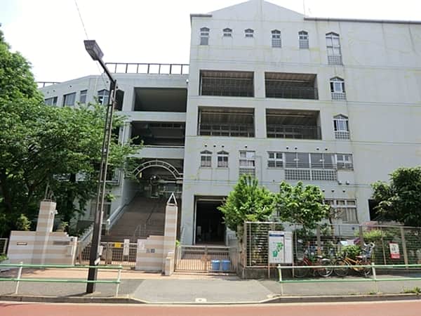 新宿区立四谷第六小学校