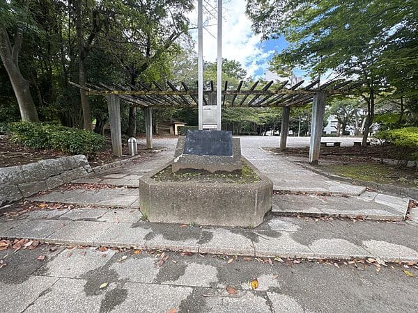 にれの木台公園まで約823m