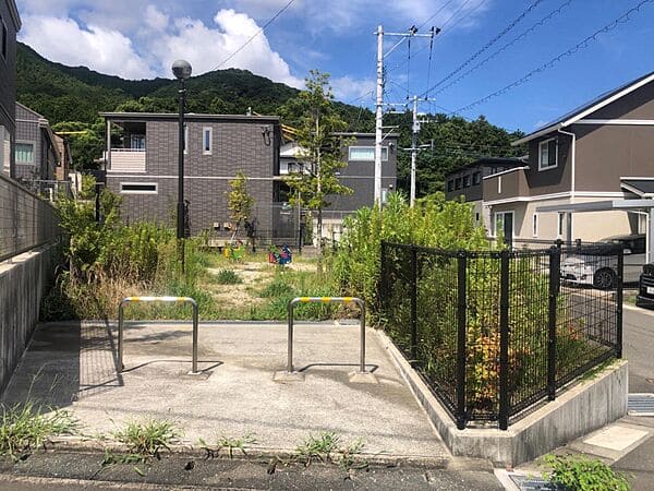 南片江2号公園まで約274m