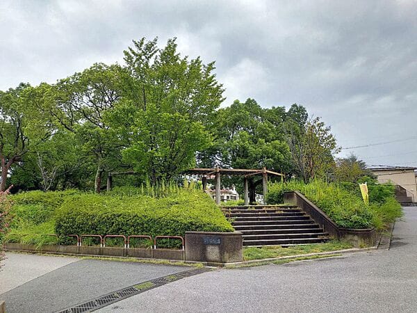 鎮守の森児童公園まで約756m