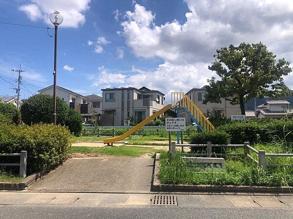 餅田3号公園まで約502m