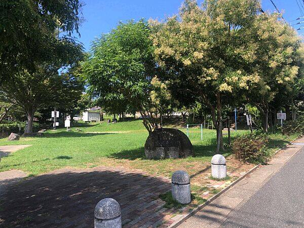 南風東公園まで約947m