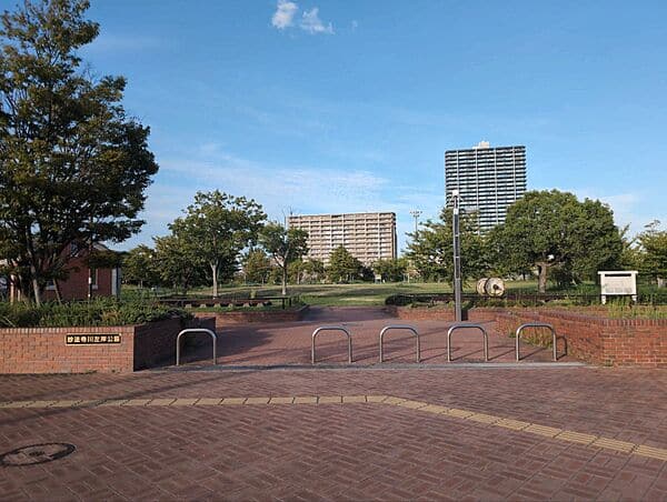 妙法寺川左岸公園まで約522m