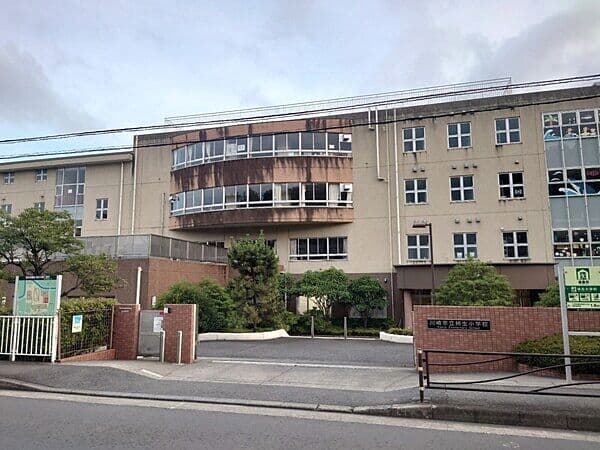 川崎市立柿生小学校
