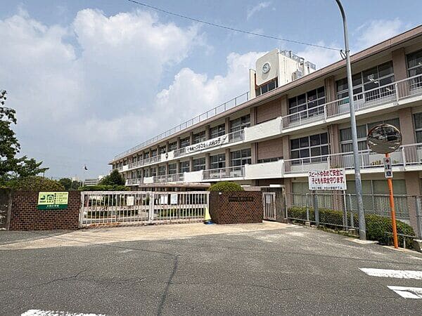 大野城市立大利小学校