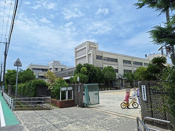 伊丹市立南小学校