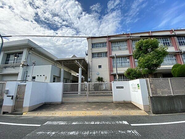 大阪市立平野西小学校