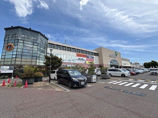 アグロガーデン 神戸駒ヶ林店まで約635m