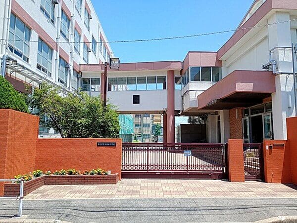 名古屋市立港西小学校