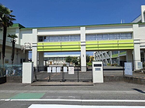 昭島市立中神小学校