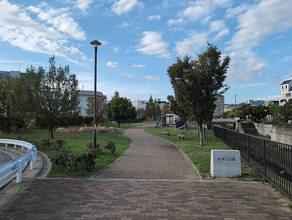 新湊川公園(神楽町)まで約974m