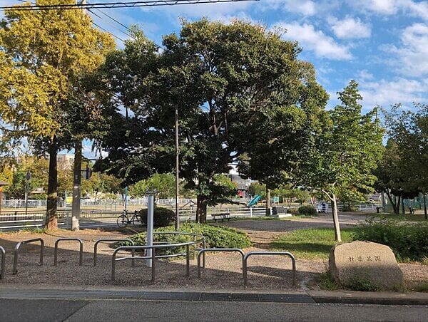 神楽公園まで約31m
