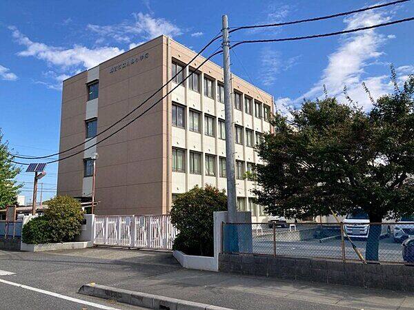 越谷市立川柳小学校