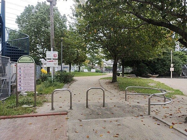 瓦田なかよし公園まで約1067m