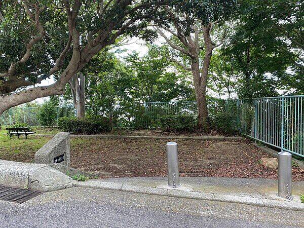 住吉台展望公園まで約429m