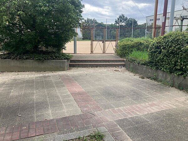 住吉浜公園まで約737m
