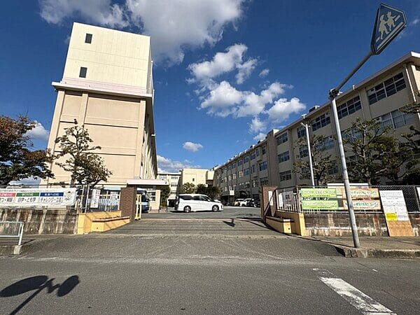 福岡市立三筑中学校