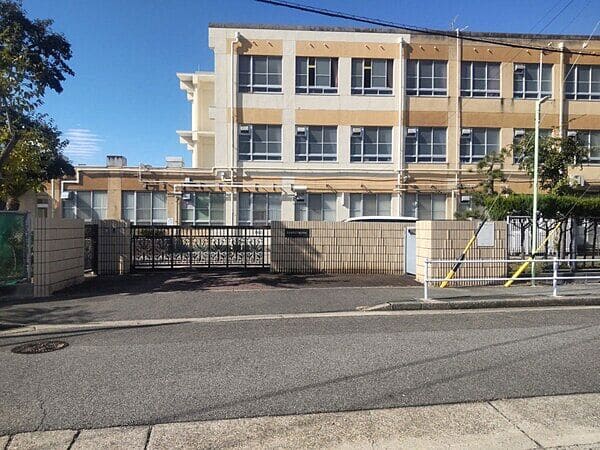 名古屋市立千成小学校