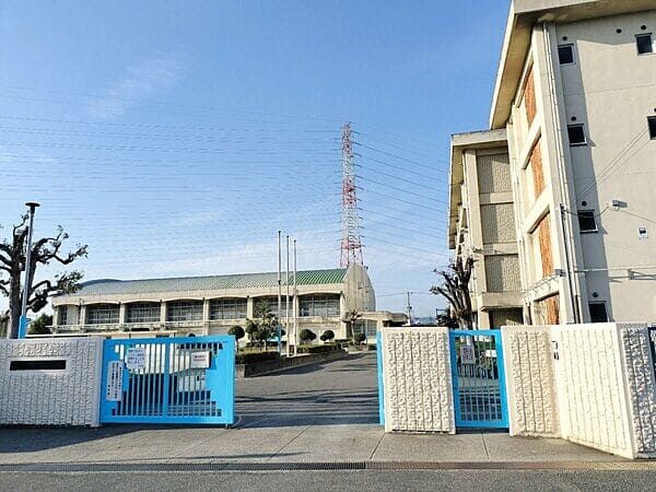 摂津市立第五中学校