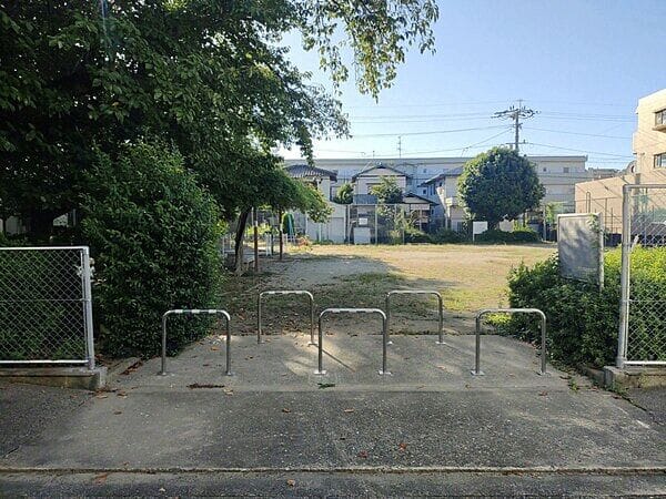 柳瀬公園まで約373m