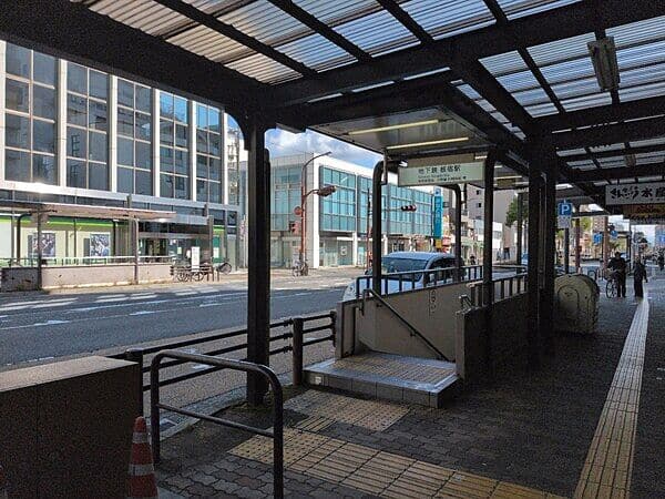 西神山手線「板宿」駅まで約720m