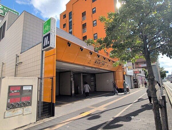 長堀鶴見線「蒲生四丁目」駅まで約560m