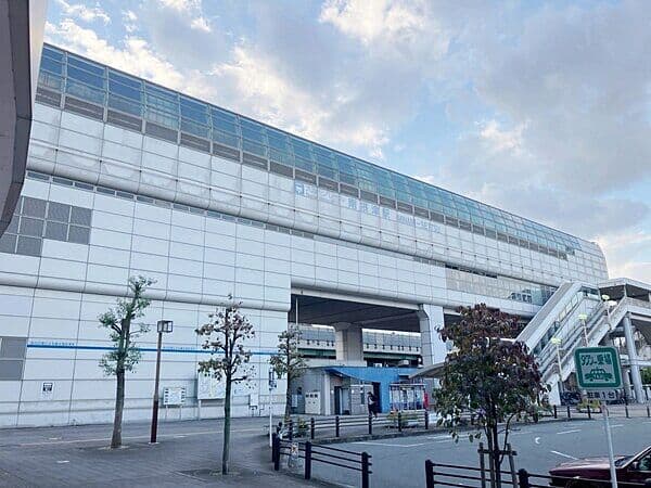 大阪モノレール本線「南摂津」駅まで約560m