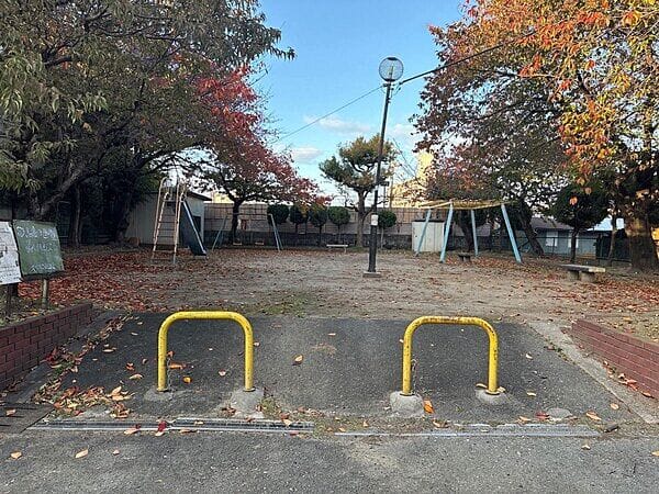 寿町西公園まで約478m