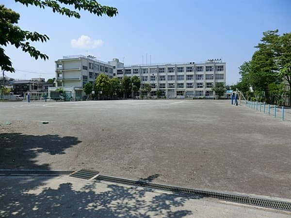 江戸川区立篠崎第四小学校