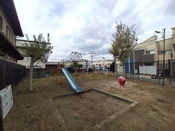 竹渕西４丁目第２公園まで約165m