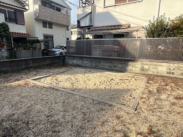鷹殿第三公園まで約662m