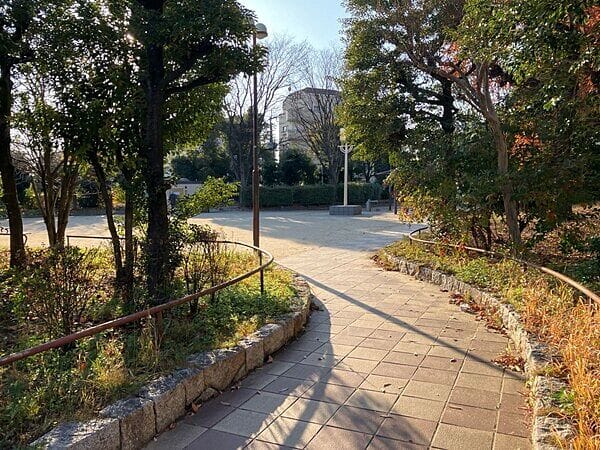 島江北公園まで約549m