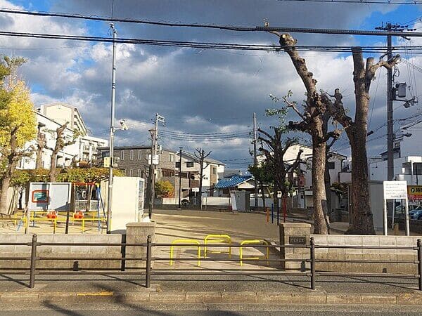 苅田中公園まで約331m
