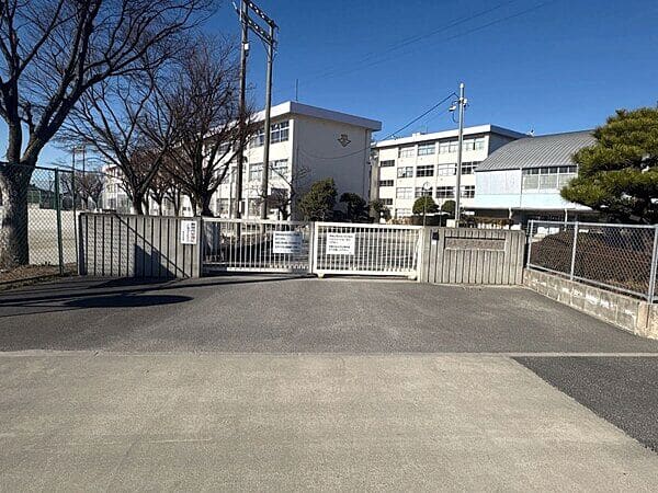 知立市立竜北中学校