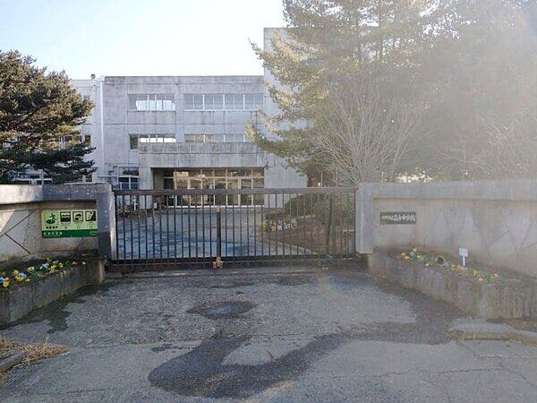 八千代市立高津中学校