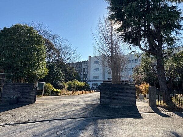 八千代市立南高津小学校