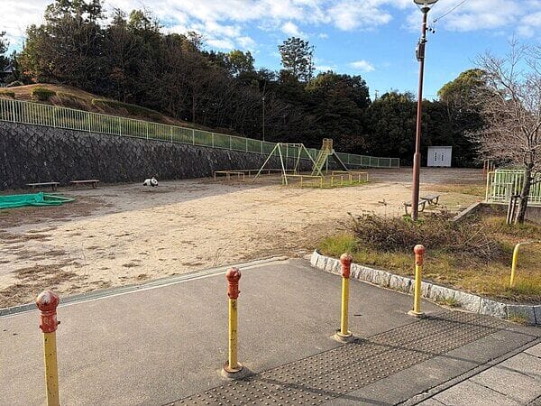 八ツ松西公園まで約635m